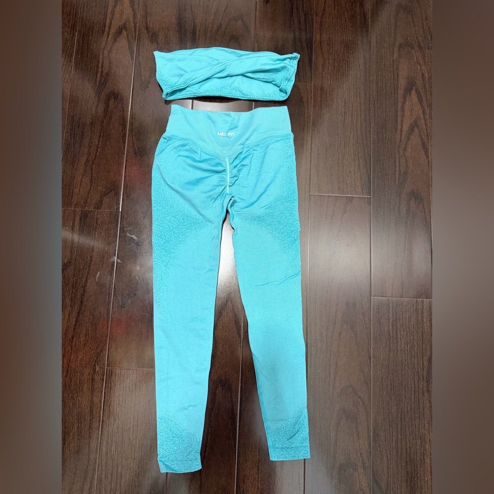 Blue Activewear Set - Picture 2 of 2